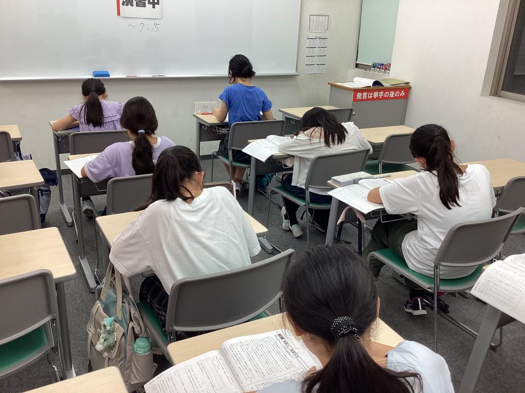 暑い夏の熱い夏期講習会