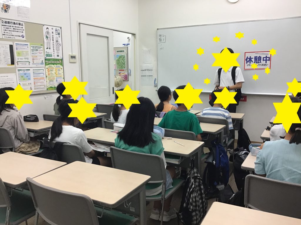 【青砥8.22】夏期講習⑭卒業生のアドバイスを受ける小５生！