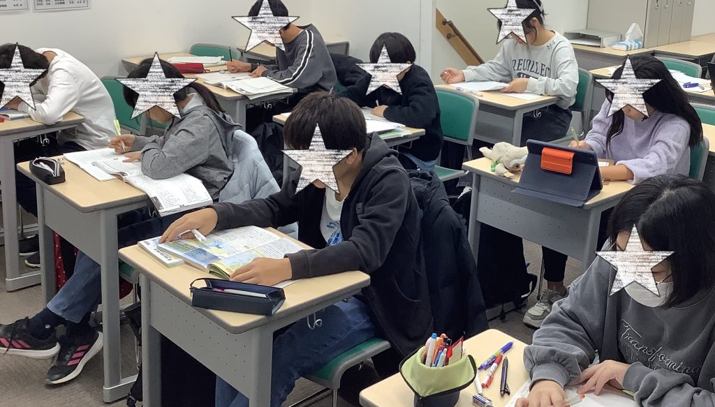 【日曜開校の様子】中学生　定期テスト対策超(スーパー)実施しています!!