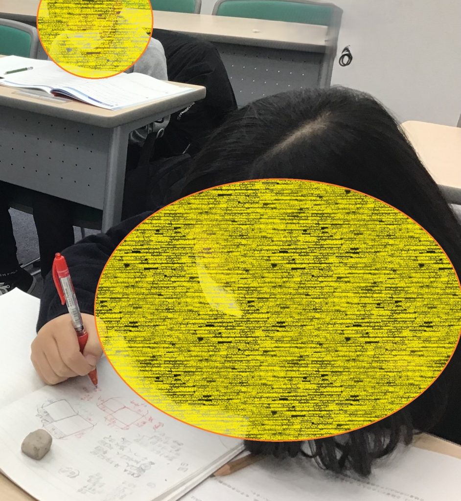 小４生私立コースの様子と中１学力判定テストの様子