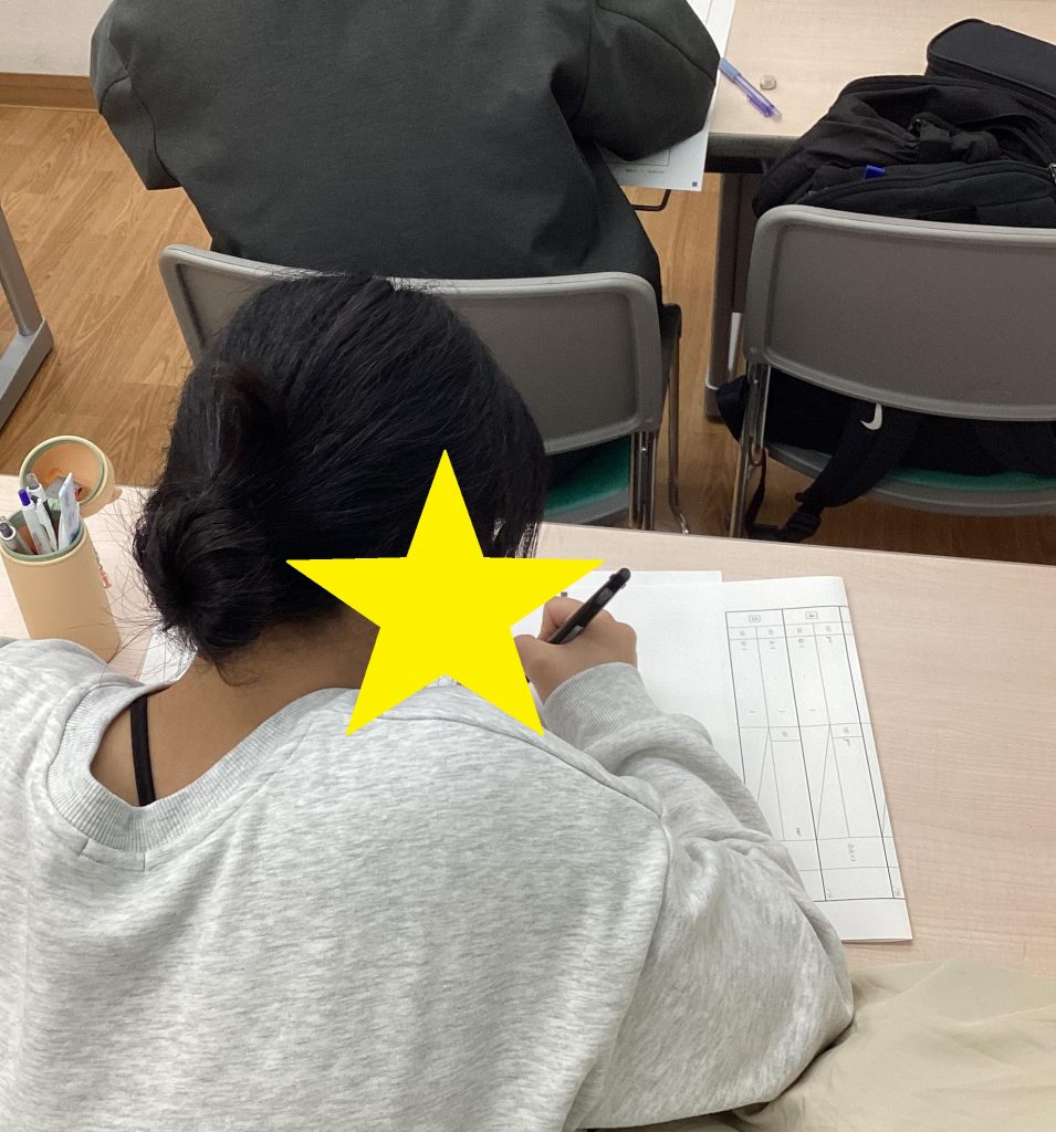 志望校決めは早くから。中2合格力診断テスト