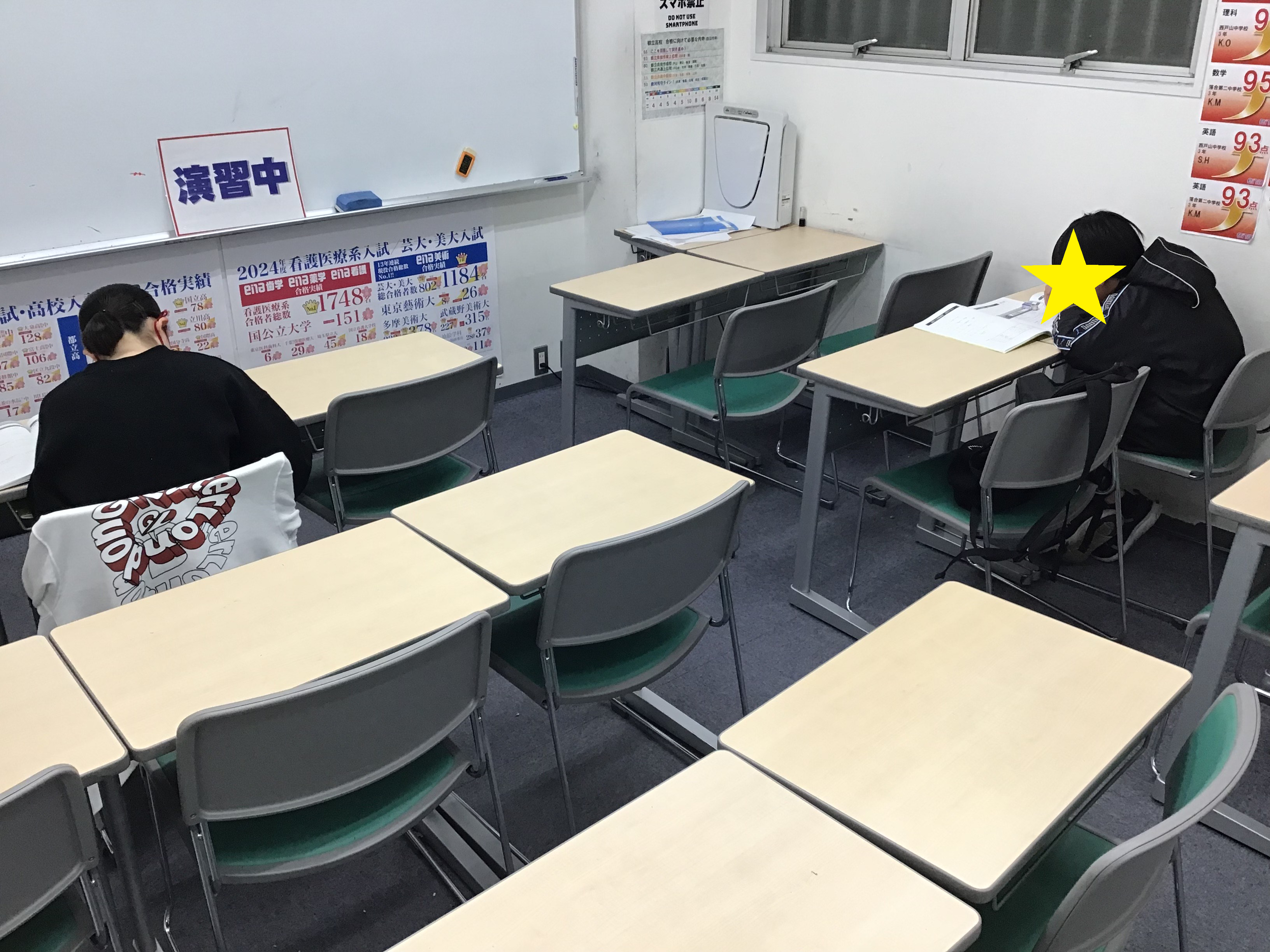 春の高田馬場⑥　自習室の様子