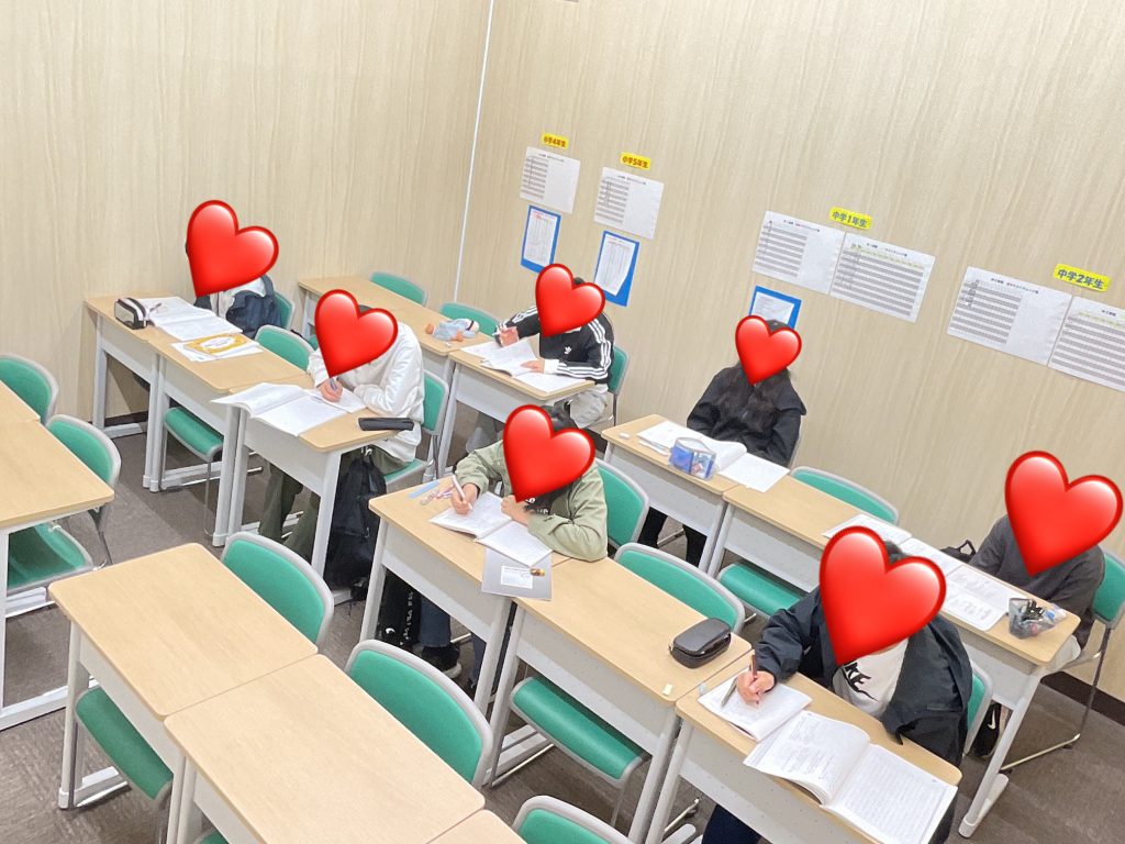 【ena有明05.13】中2,中3の授業の様子です