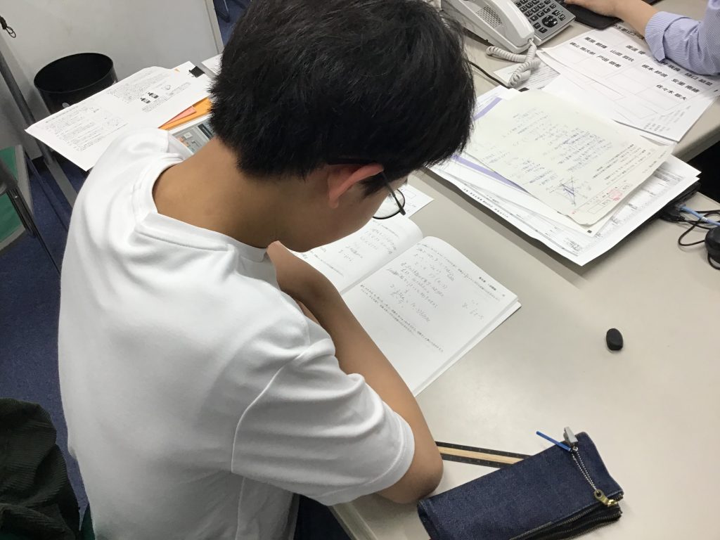 清澄通信0513【定期考査に向けた学習始まってます！】