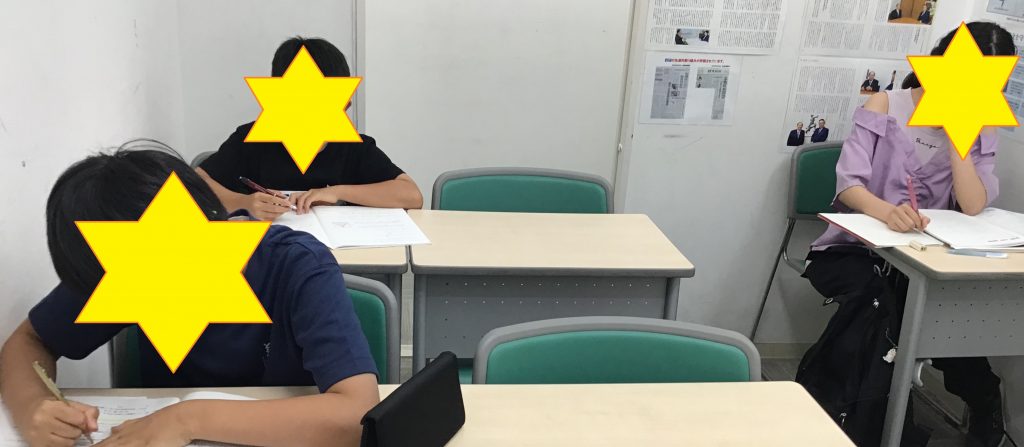 合宿で盛り上がる月曜日。