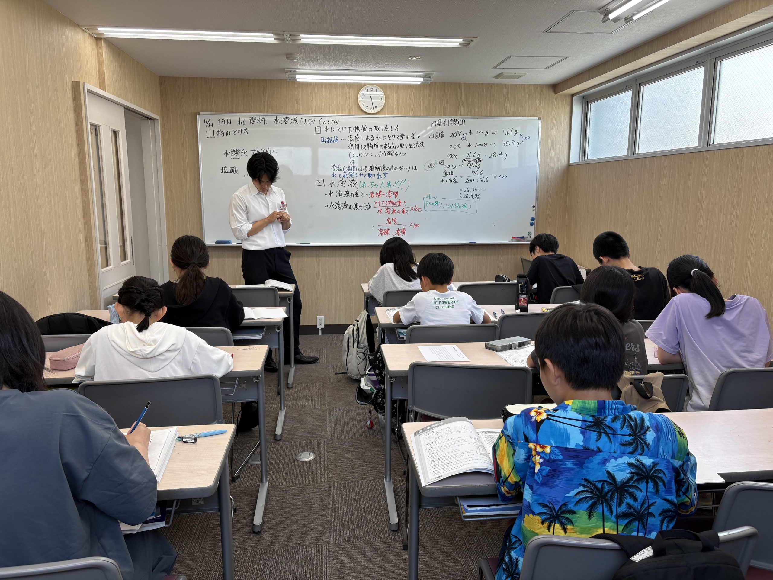 夏期講習　１に復習、２に復習、３～４に復習、５に宿題