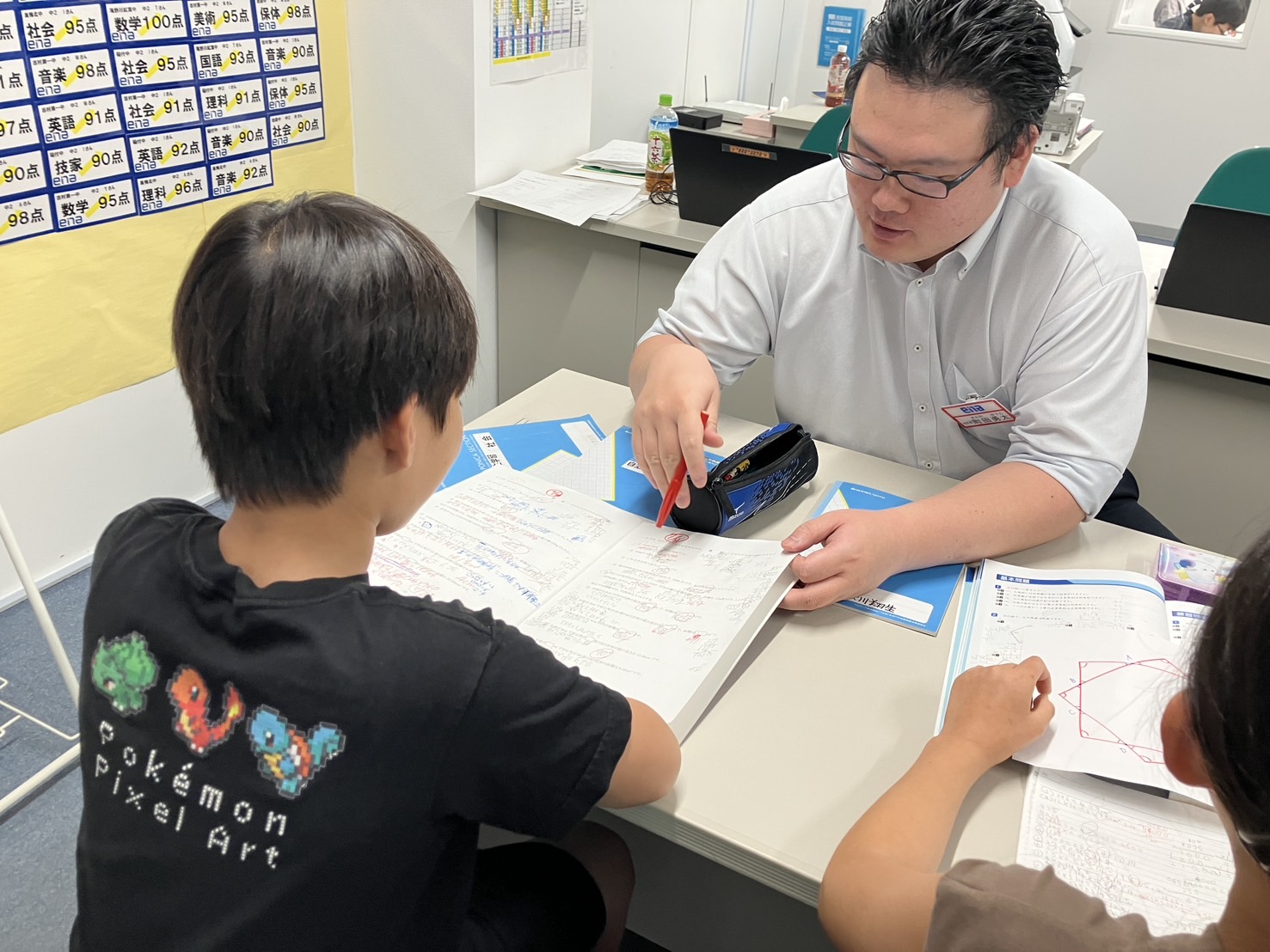 【ｅｎａ板橋】夏期講習真っ最中！授業後も一人ひとりに寄り添う手厚いフォロー！