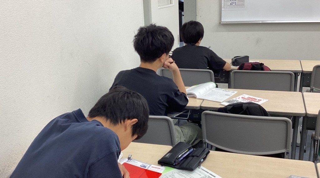 中間テストの次は期末テスト。10月のうちに整えたいこと