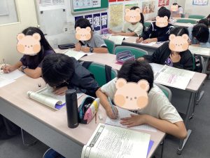 ６年生頑張っています！！