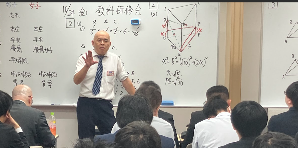 校長　増山浩一