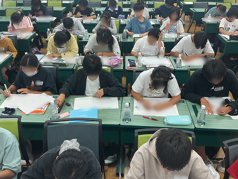 清里6号館第1教室　中1英語